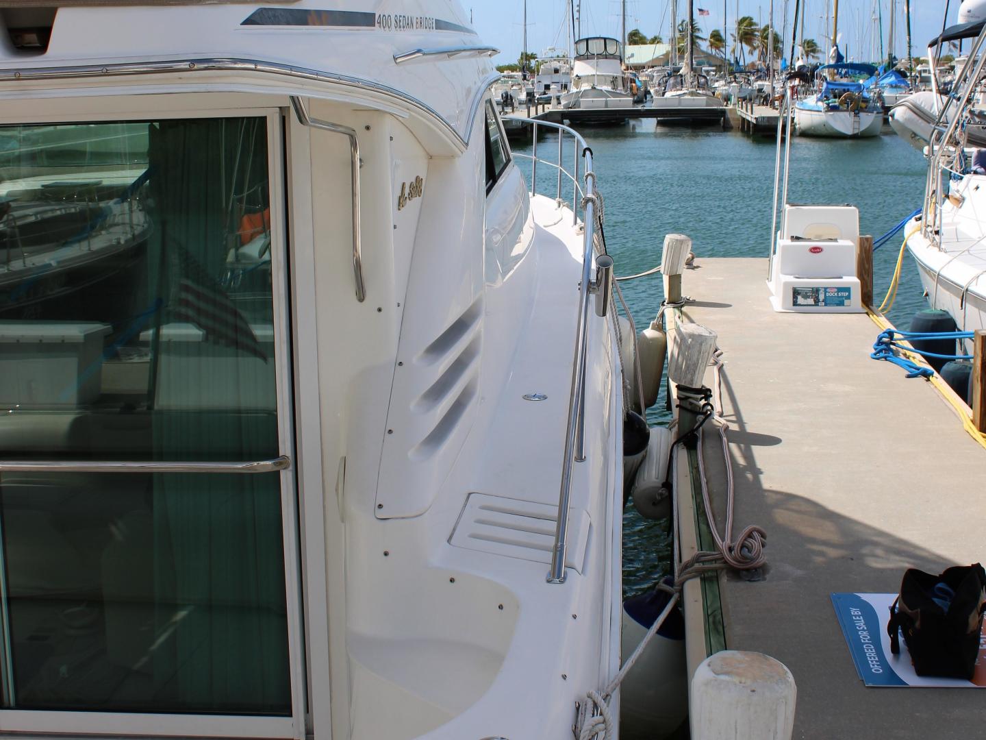 Positive Space 41ft Sea Ray Yacht For Sale