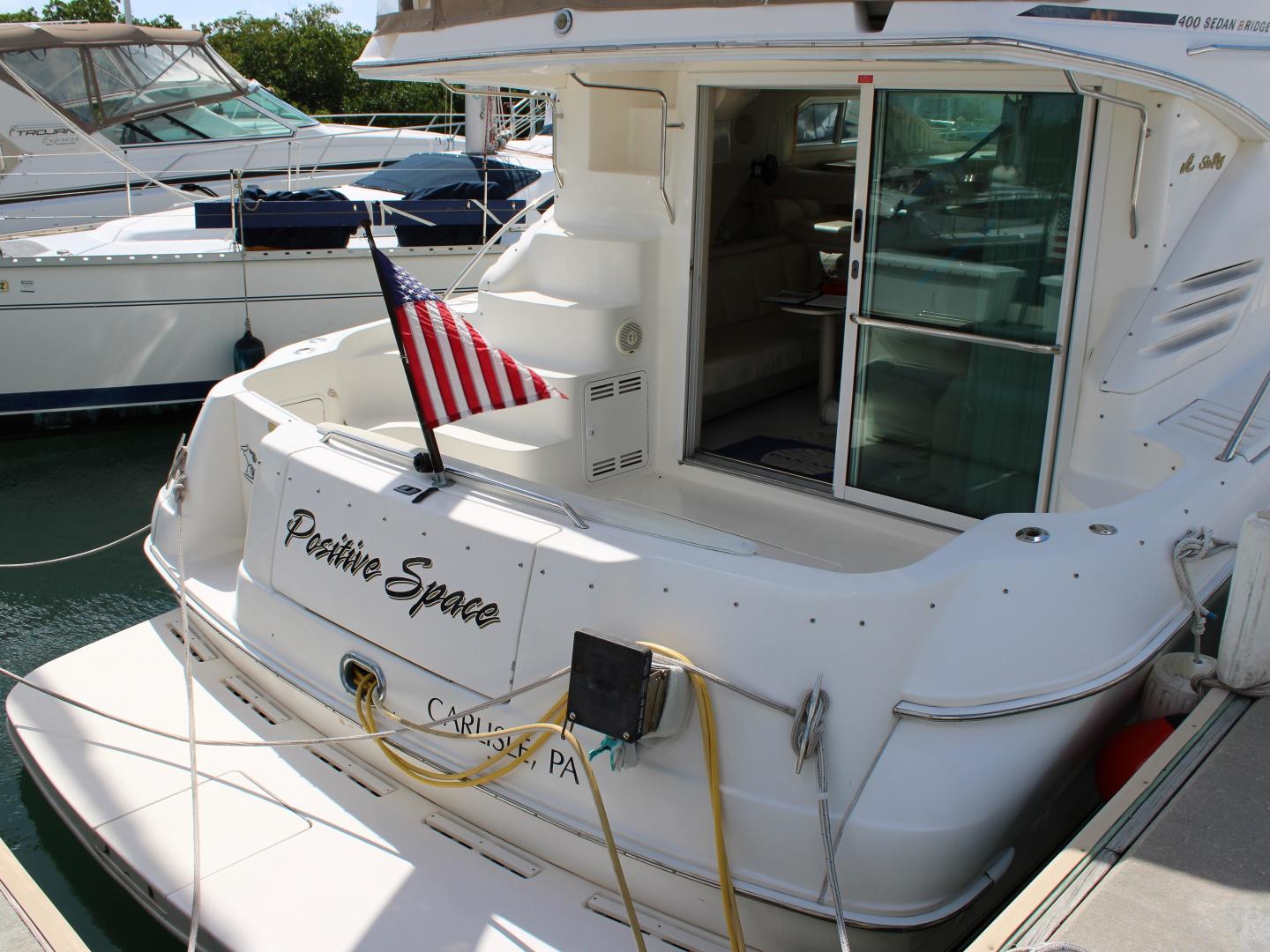 Positive Space 41ft Sea Ray Yacht For Sale