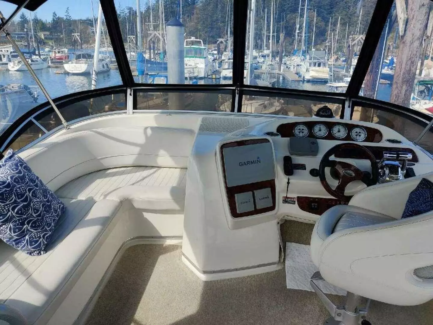 2004 Meridian 38' Yacht For Sale Seattle Yachts