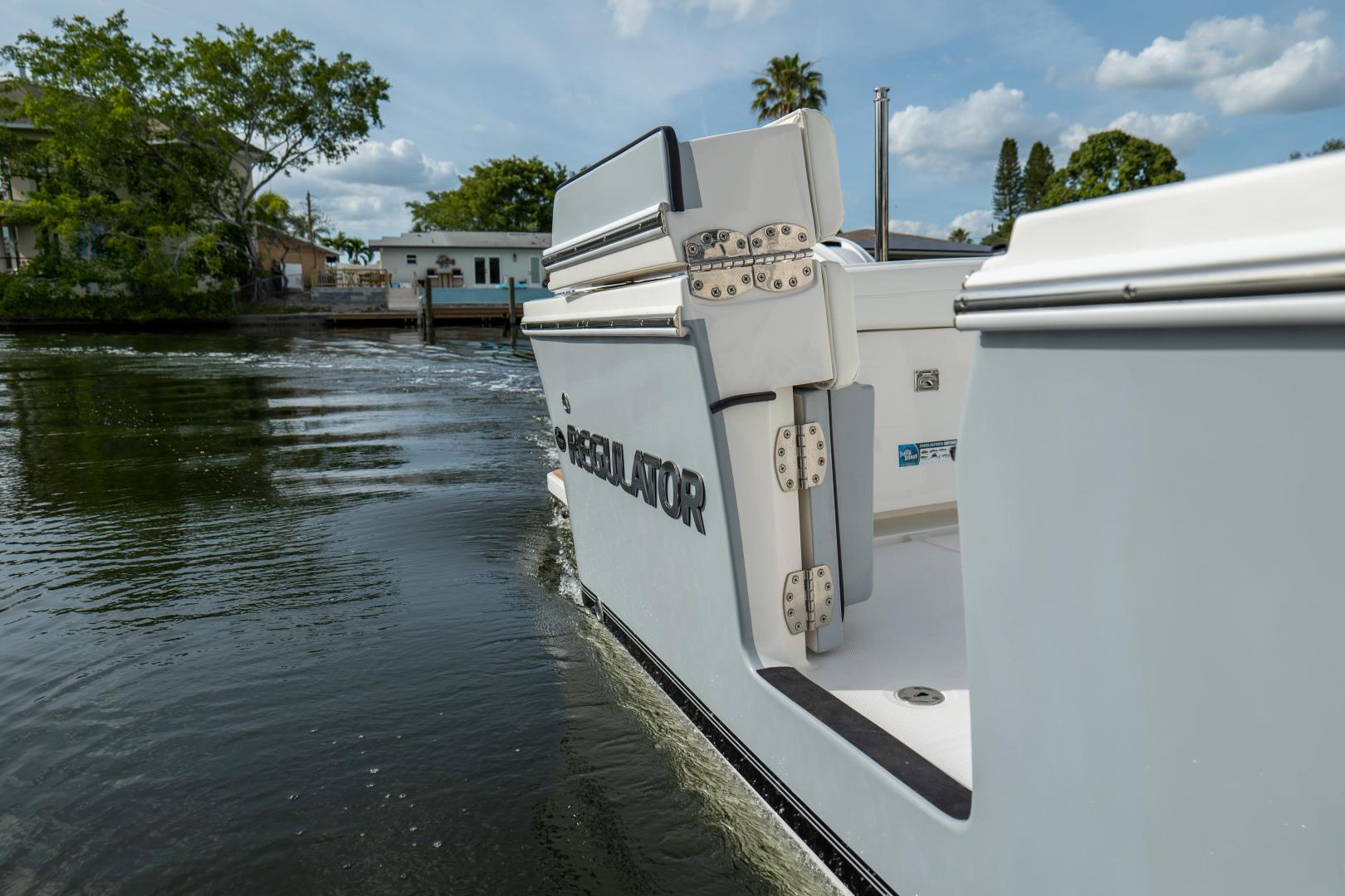 31ft Regulator Yacht For Sale