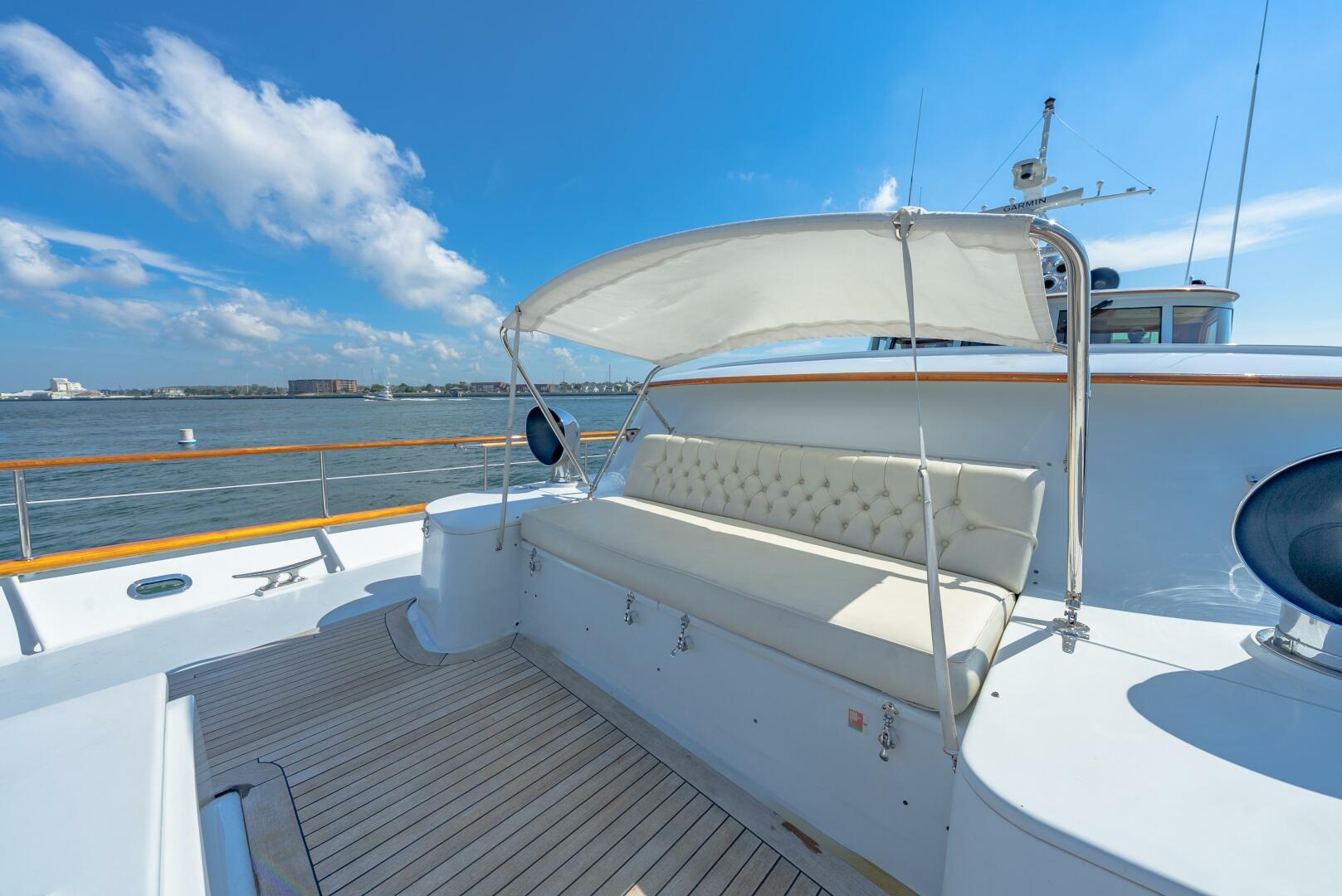 Foredeck Seating 