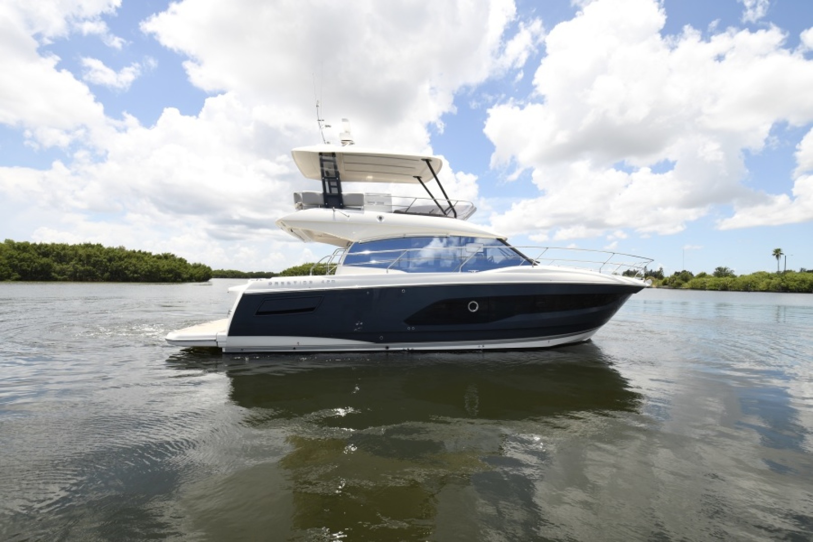 Next Waypoint 42ft Prestige Yacht For Sale