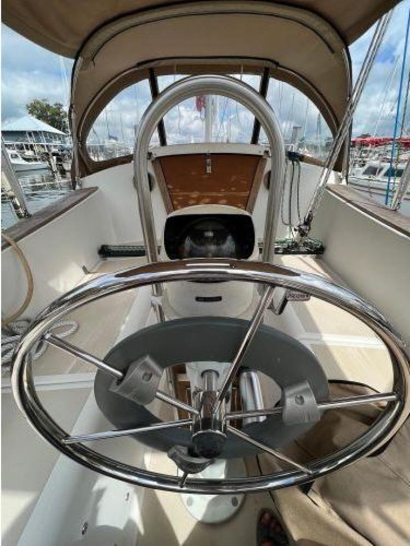 1983 Lippincott 30' 30, For Sale in Solomons, Maryland Bluewater