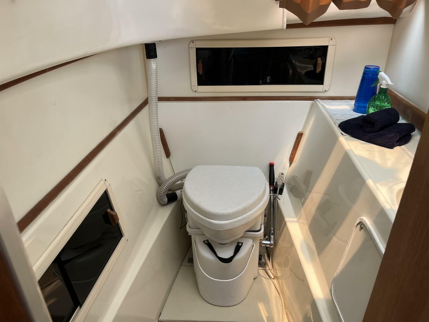 Ursa 34ft Gemini Yacht For Sale