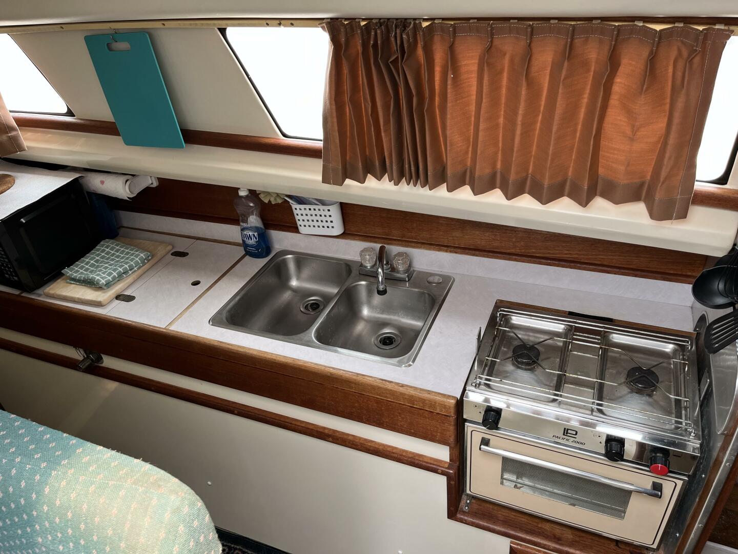 Ursa 34ft Gemini Yacht For Sale