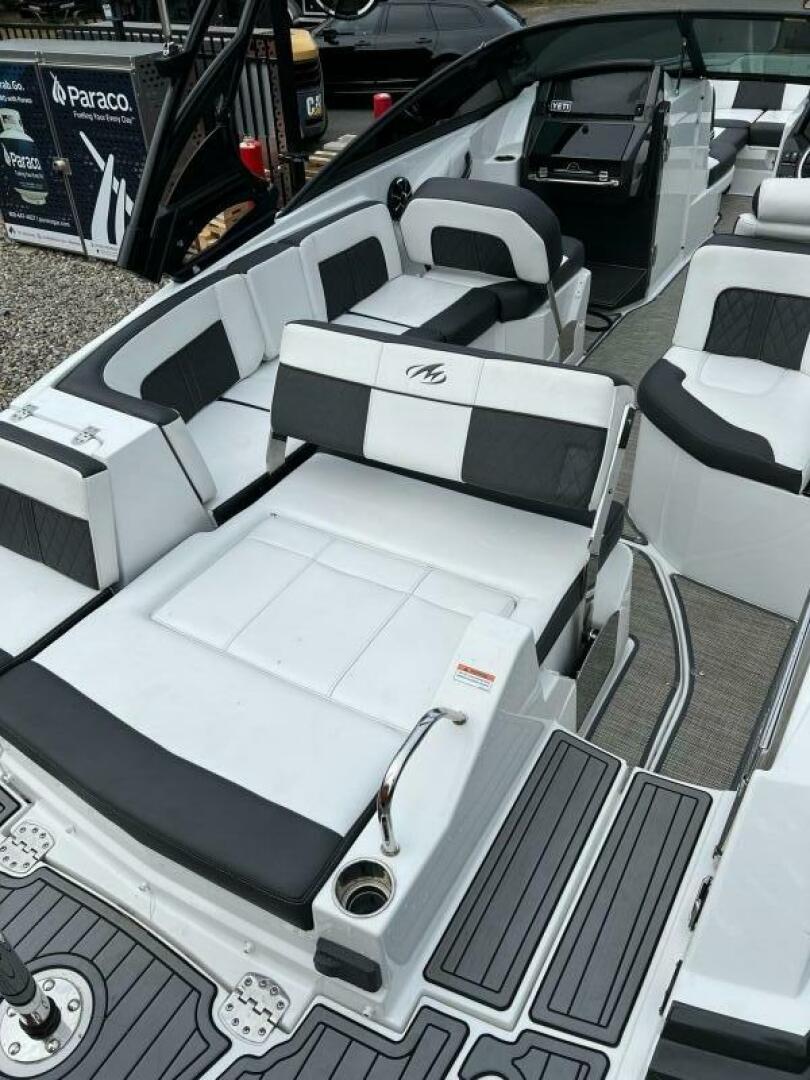 29ft 2021 Monterey Yacht For Sale Virgin Islands Yacht Broker