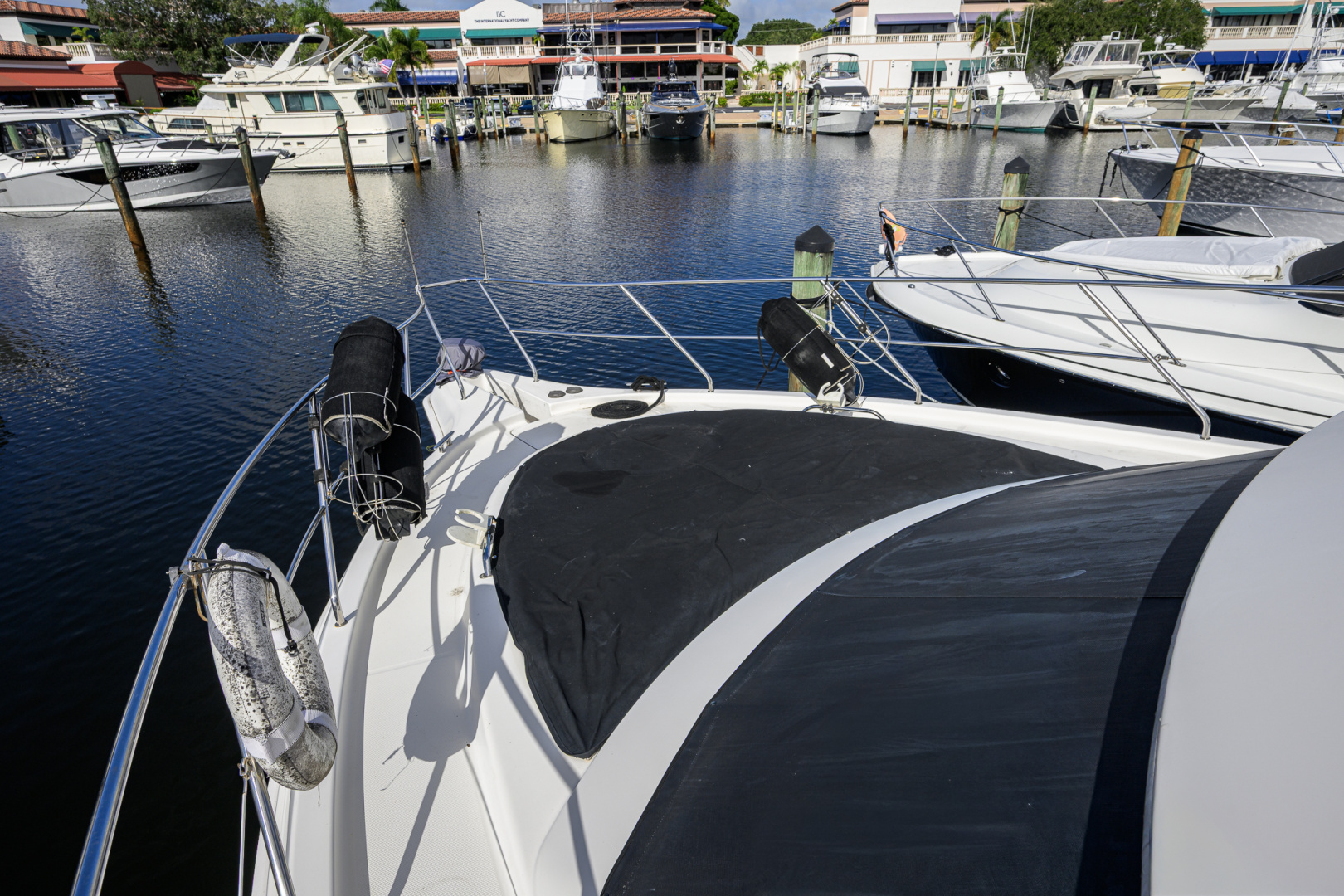 2005 Silverton 39 Motor Yacht