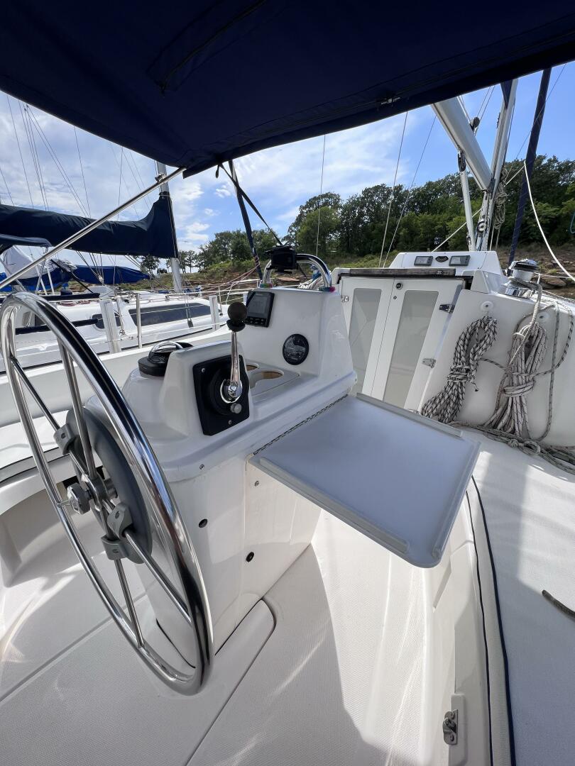 Reposado 32ft Hunter Yacht For Sale
