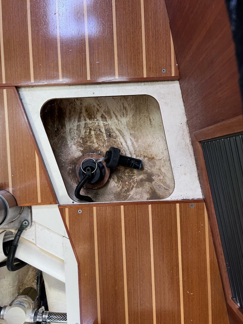 Reposado 32ft Hunter Yacht For Sale