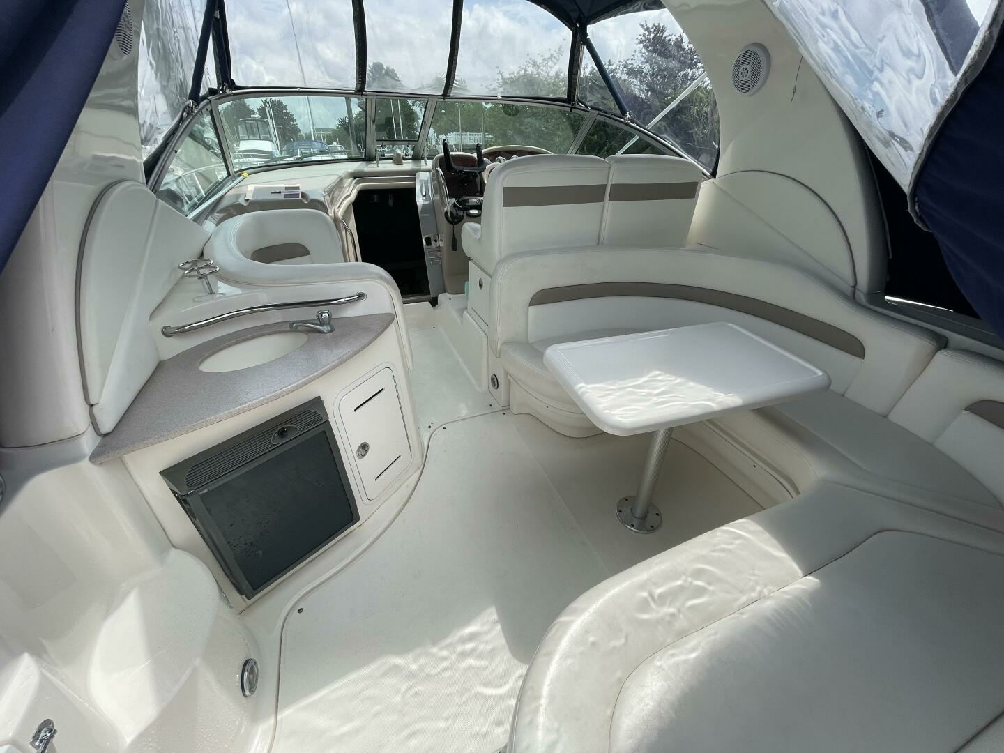 JOHNNY BOY 32ft Sea Ray Yacht For Sale JOHNNY BOY 32ft Sea Ray Yacht For Sale