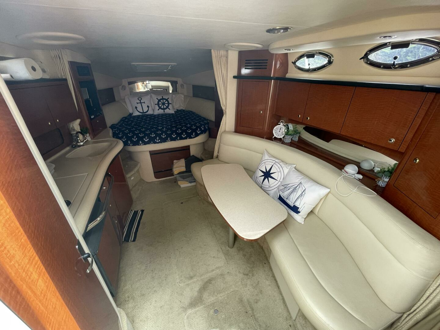 JOHNNY BOY 32ft Sea Ray Yacht For Sale JOHNNY BOY 32ft Sea Ray Yacht For Sale