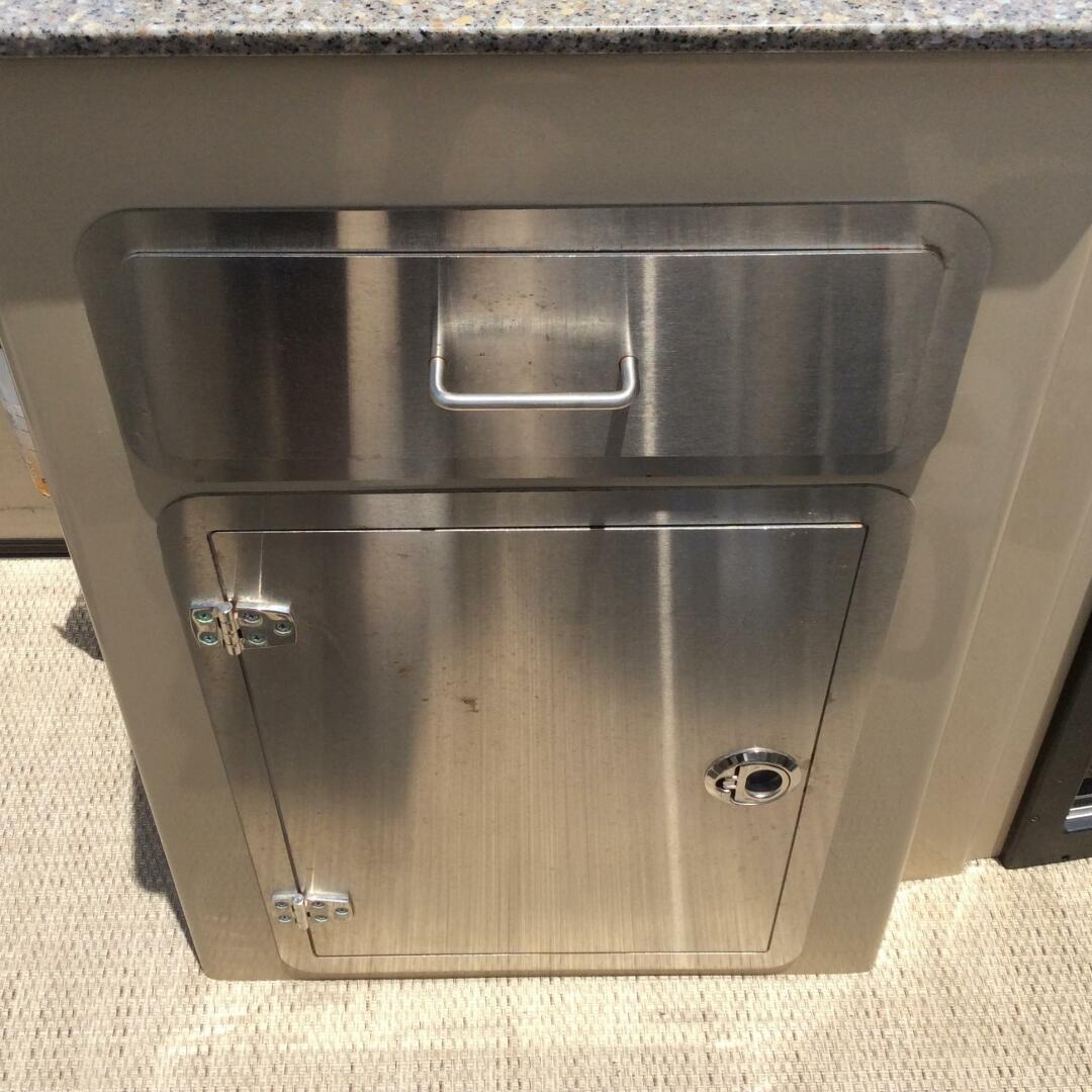 25ft Aqua Patio Yacht For Sale