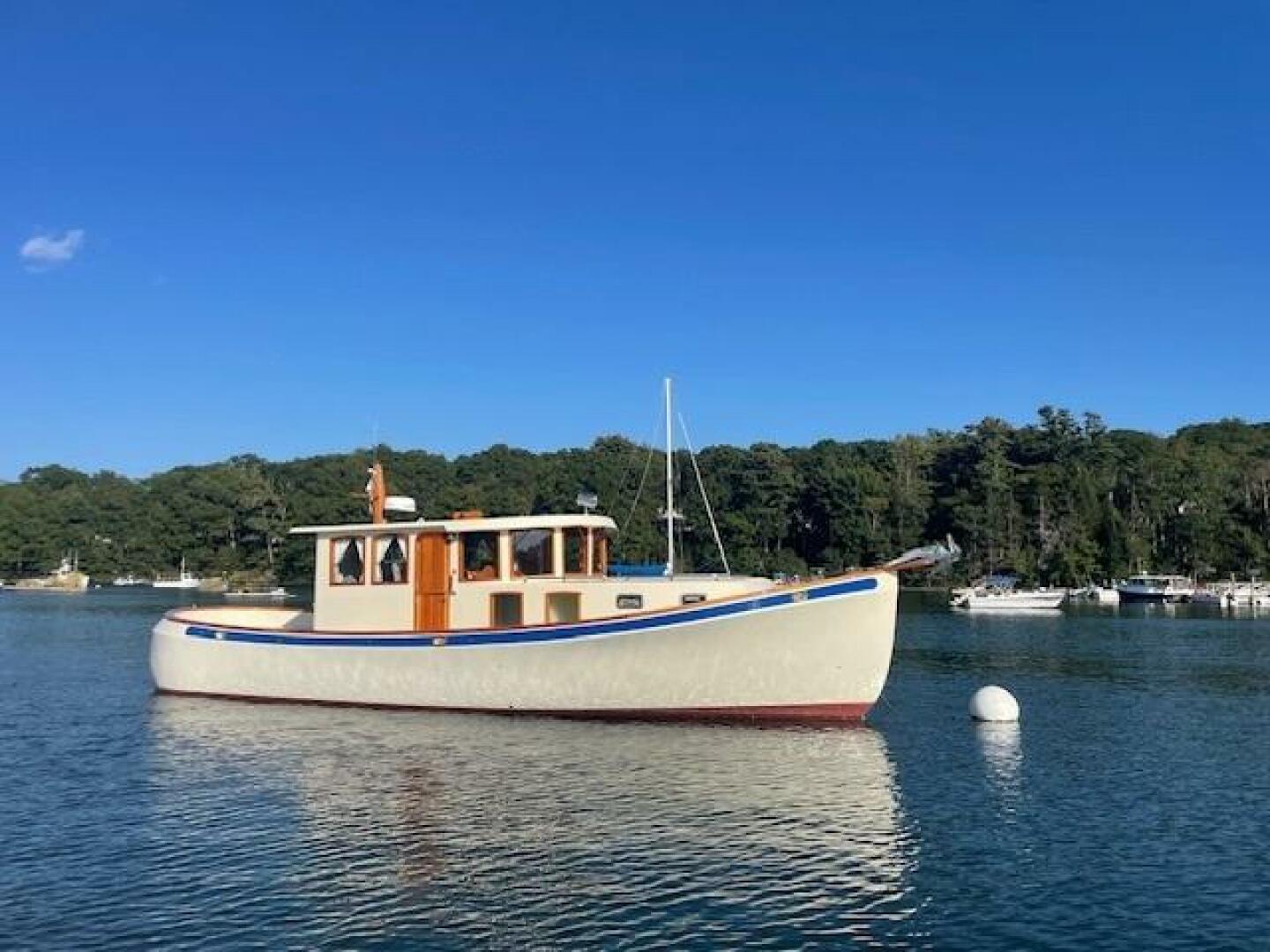Elygance 43ft Gamage Yacht For Sale