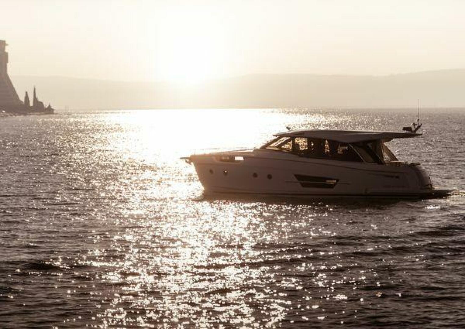 Greenline 45 Coupe Hybrid - Photo 20