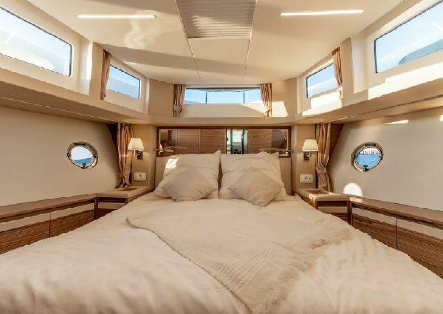 Greenline 45 Coupe Hybrid - Photo 13