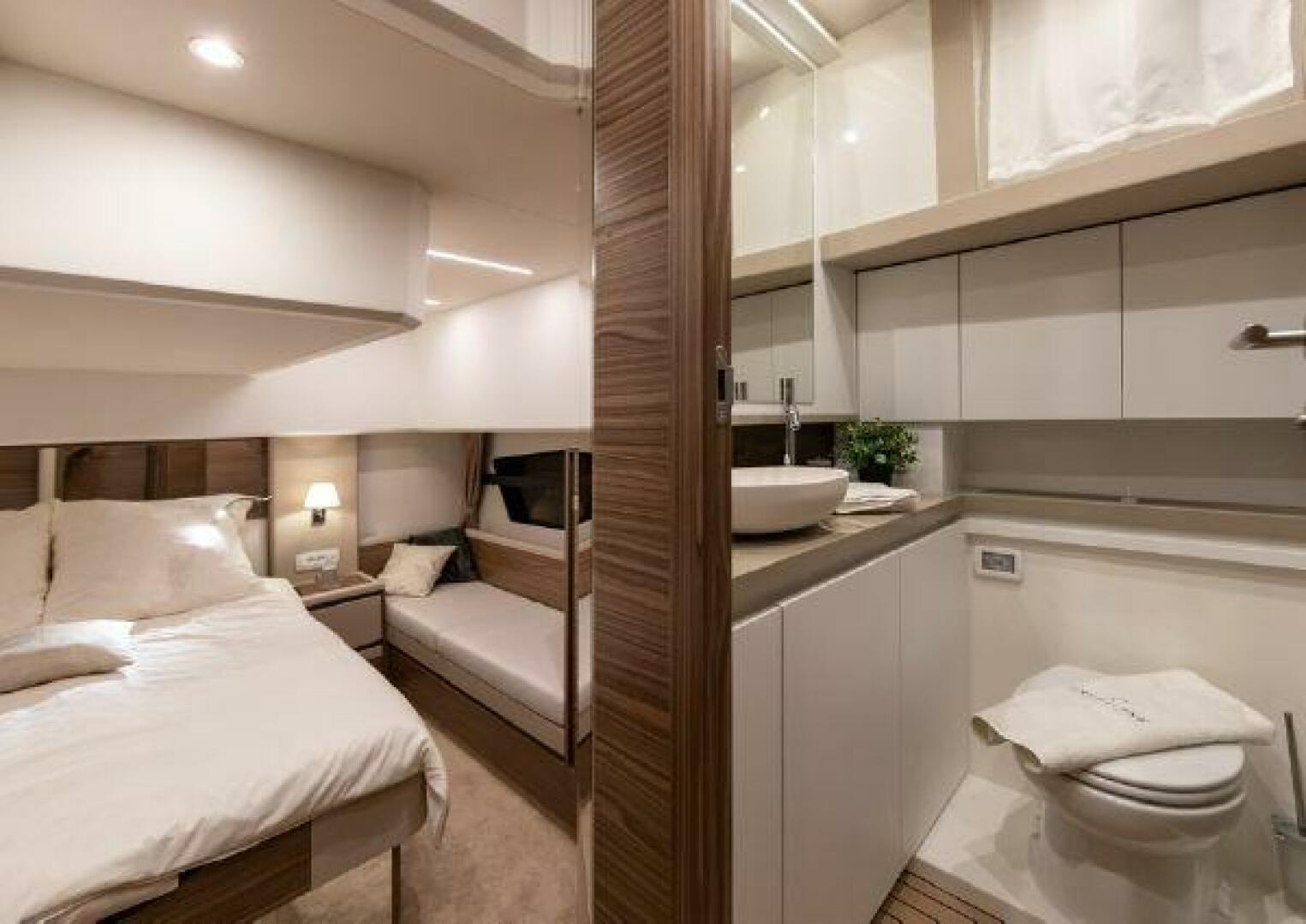 Greenline 45 Coupe Hybrid - Photo 16