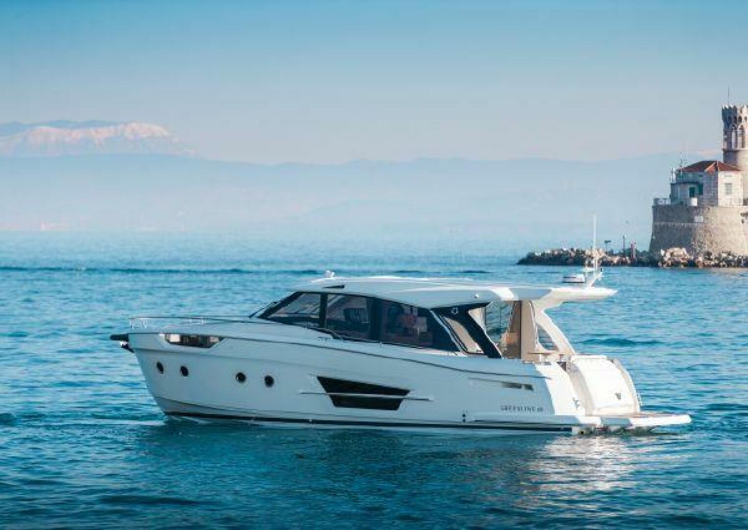 Greenline 45 Coupe Hybrid - Photo 24