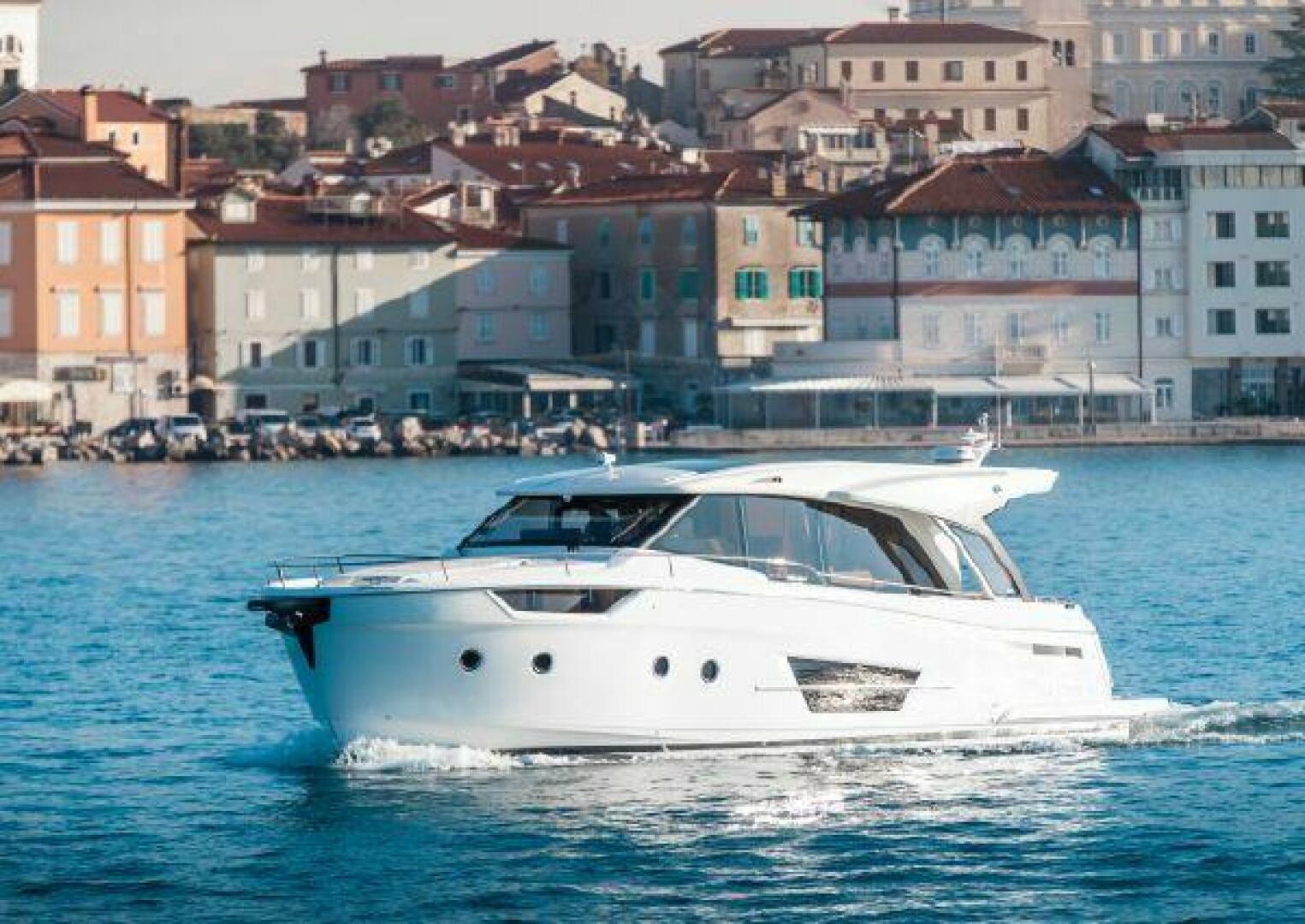 Greenline 45 Coupe Hybrid - Photo 21