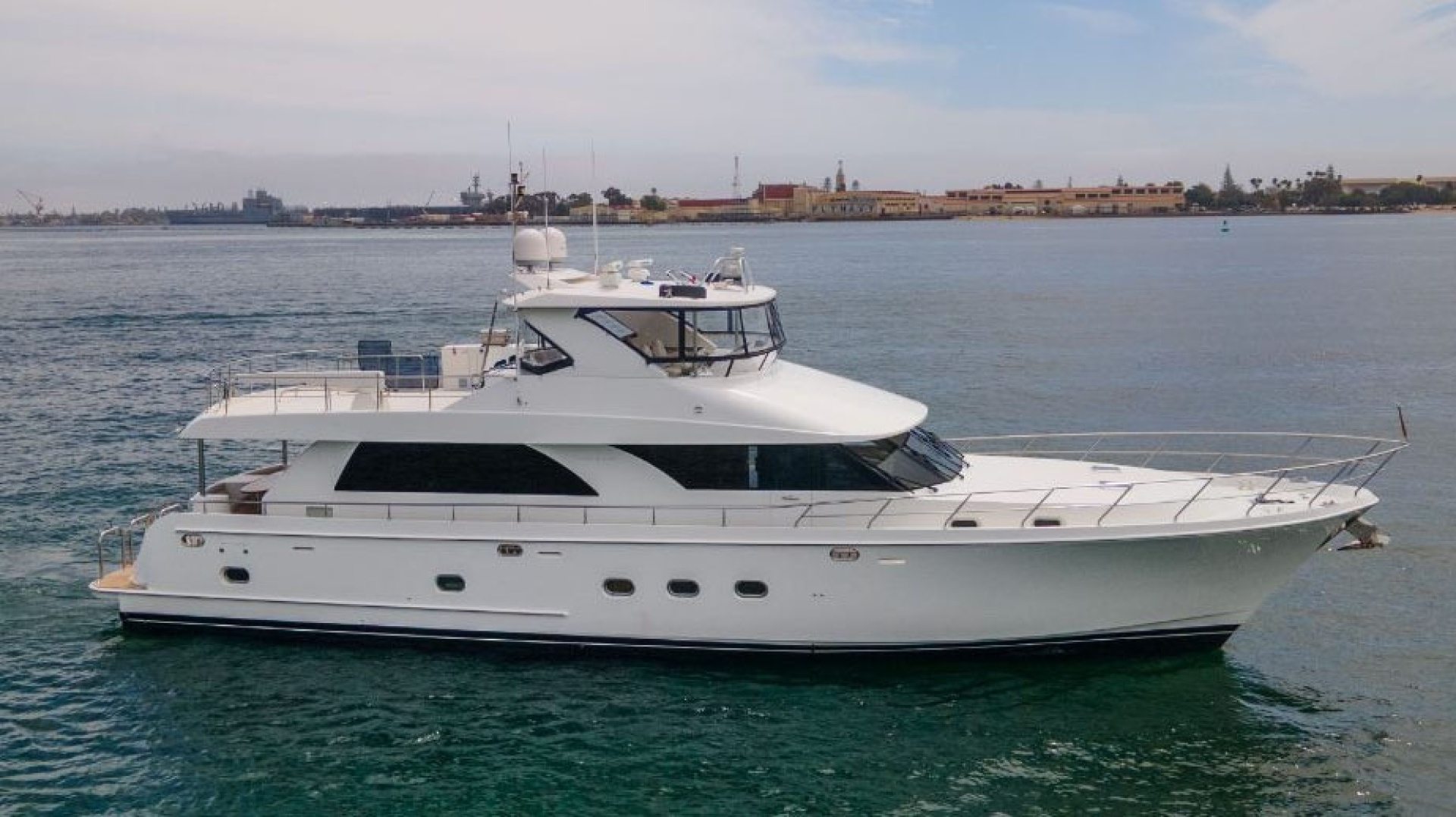 2009 Ocean Alexander 74 Flybridge