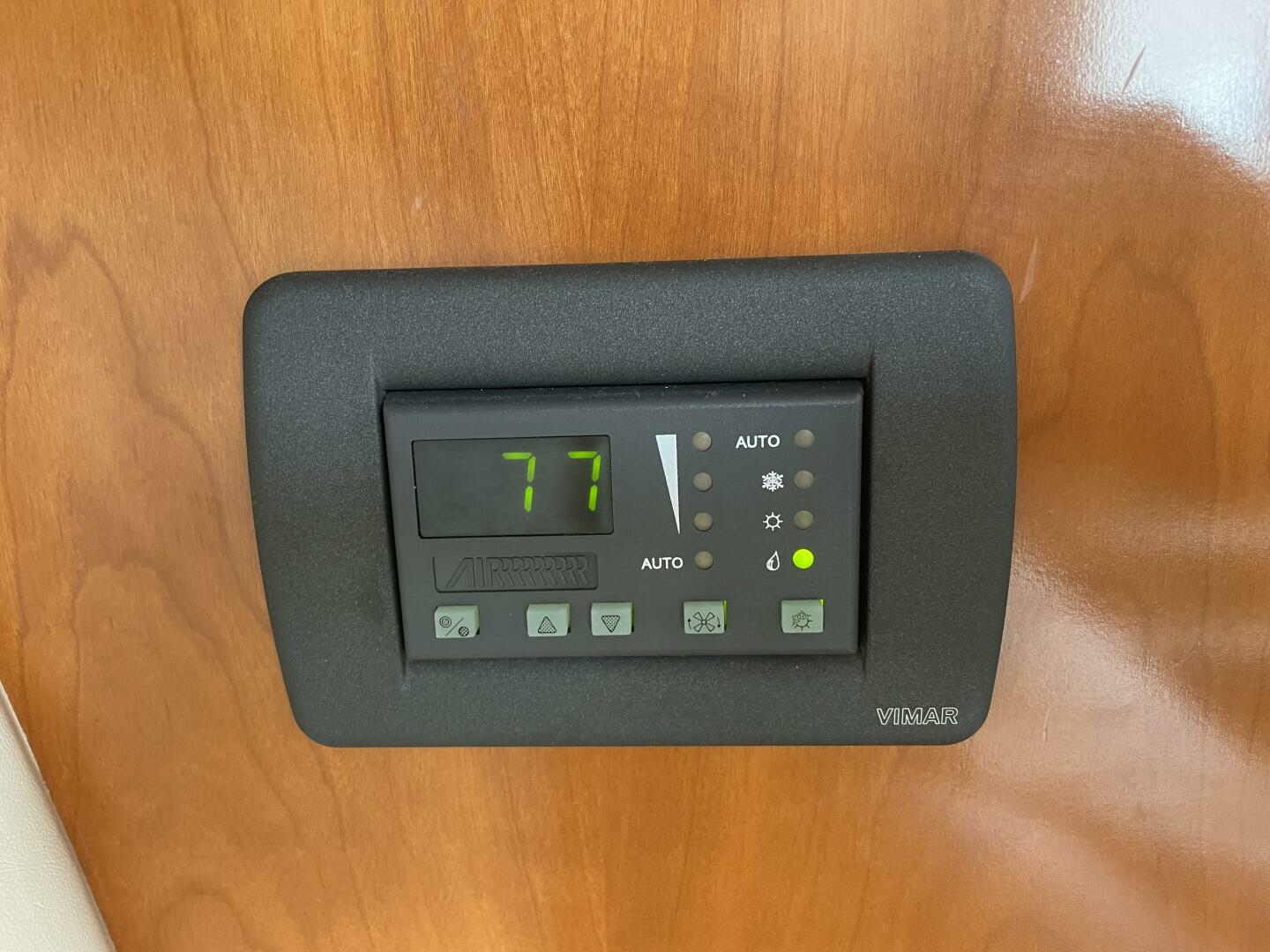 CANNONBALL 36ft Carver Yacht For Sale CANNONBALL 36ft Carver Yacht For Sale