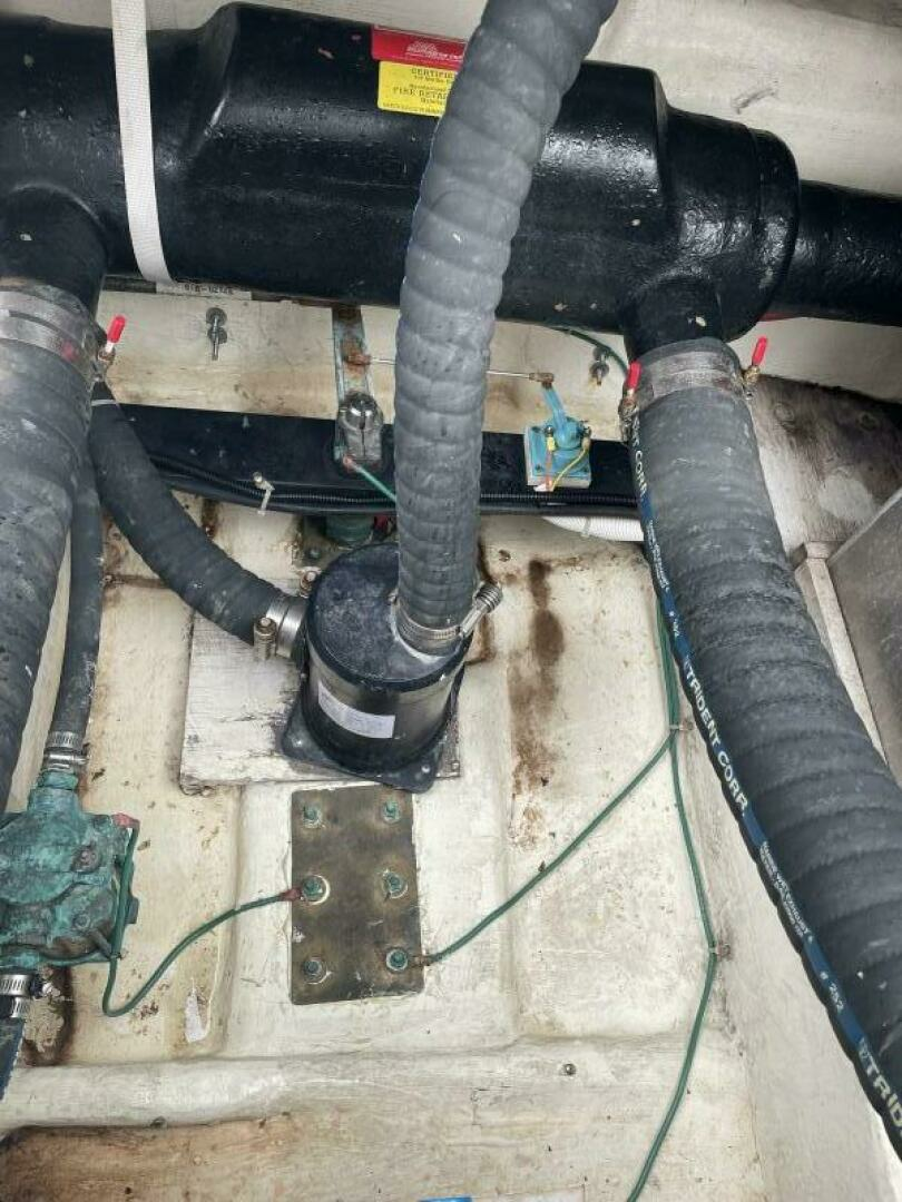 CANNONBALL 36ft Carver Yacht For Sale CANNONBALL 36ft Carver Yacht For Sale