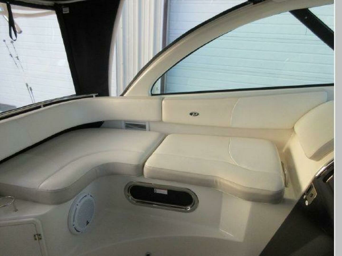 Y Worry 34ft Pursuit Yacht For Sale Y Worry 34ft Pursuit Yacht For Sale