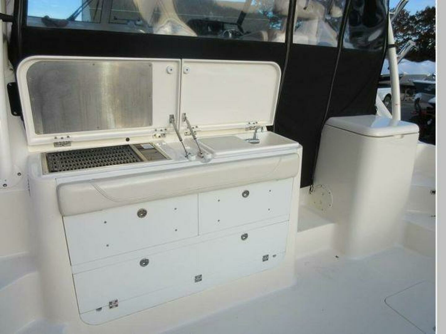 Y Worry 34ft Pursuit Yacht For Sale Y Worry 34ft Pursuit Yacht For Sale