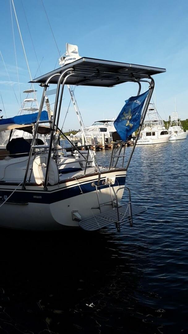 Chasin rsquo  Summer 37ft Irwin Yacht For Sale