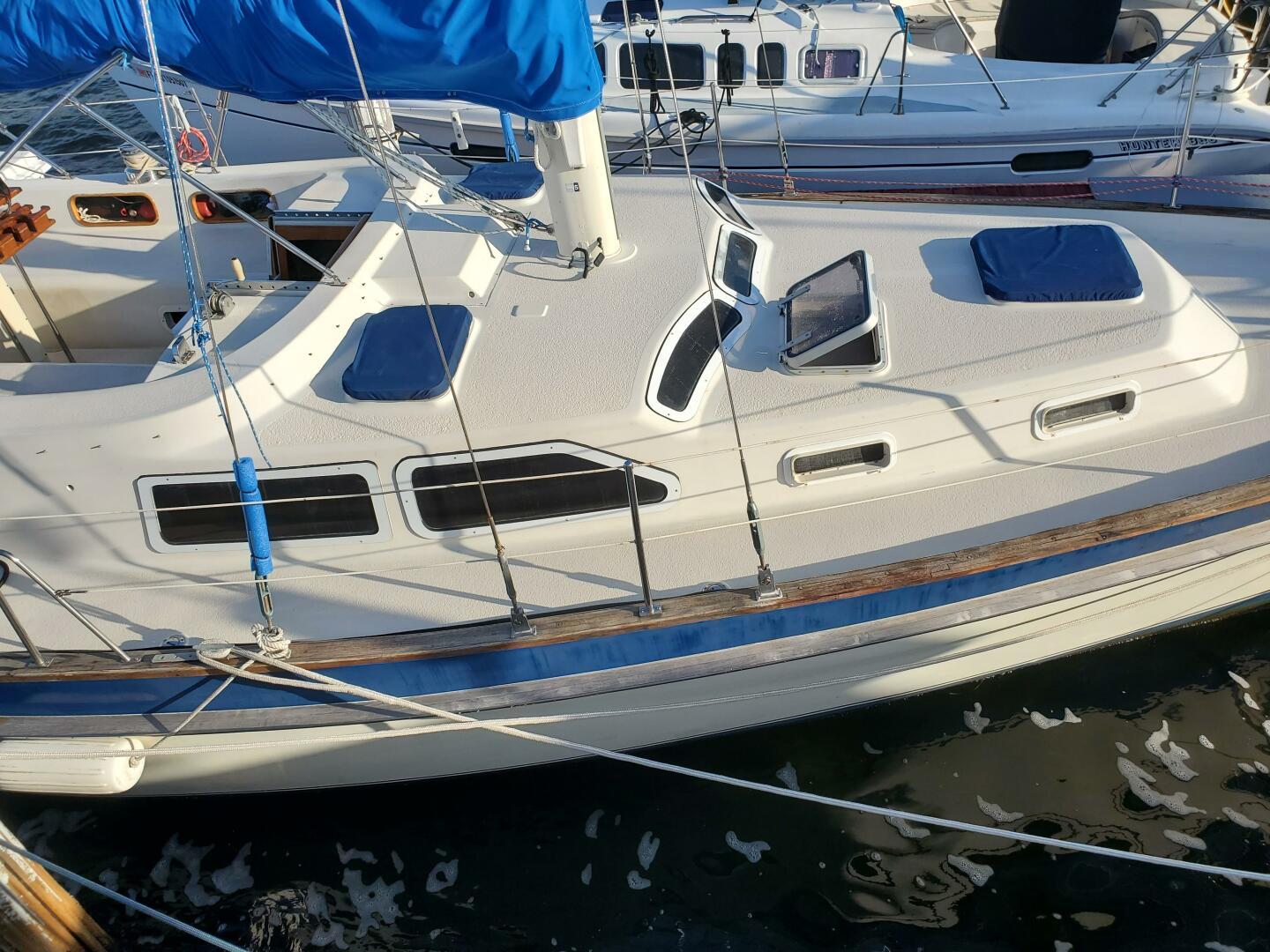 Chasin rsquo  Summer 37ft Irwin Yacht For Sale