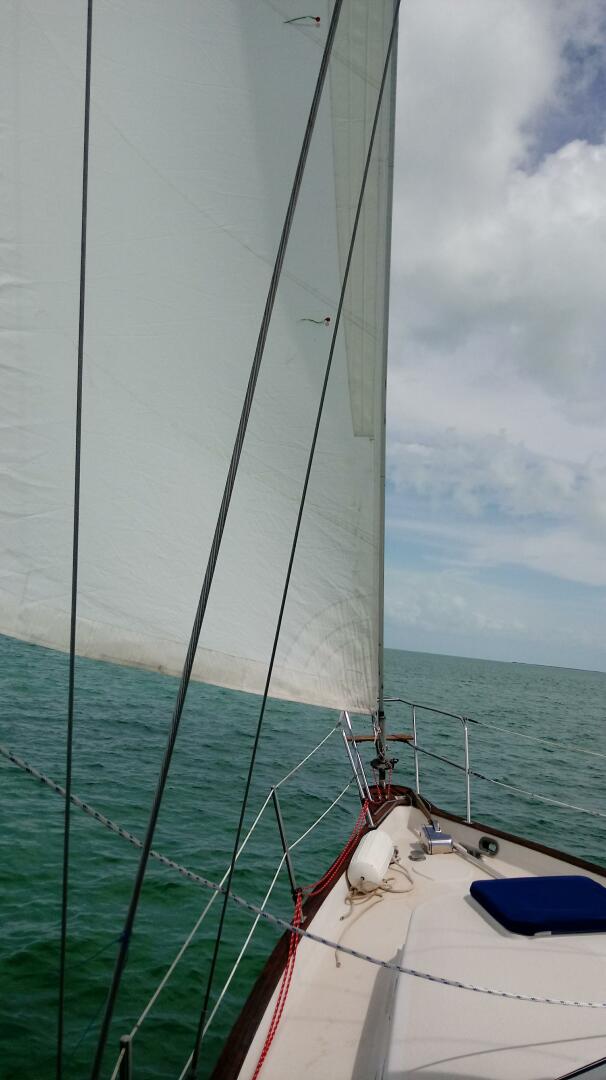 Chasin rsquo  Summer 37ft Irwin Yacht For Sale