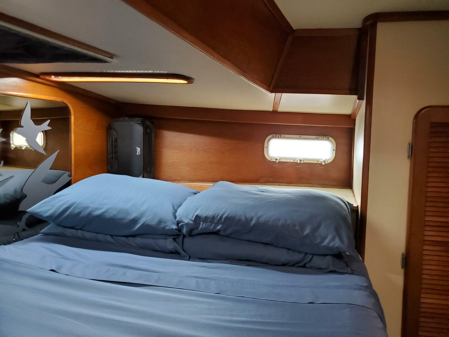 Chasin rsquo  Summer 37ft Irwin Yacht For Sale