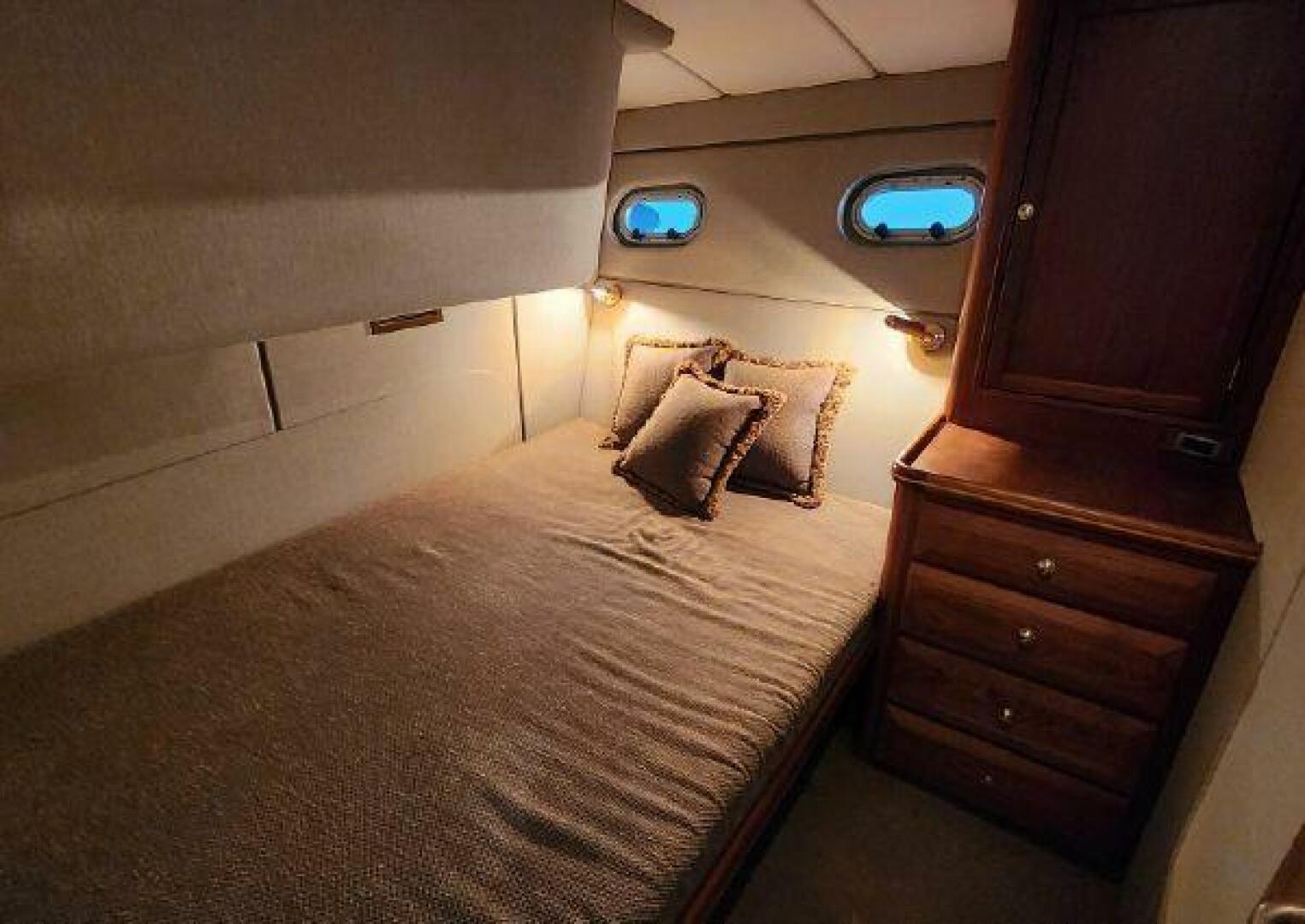 Salthouse Sovereign — Nauti Lady - Photo 19