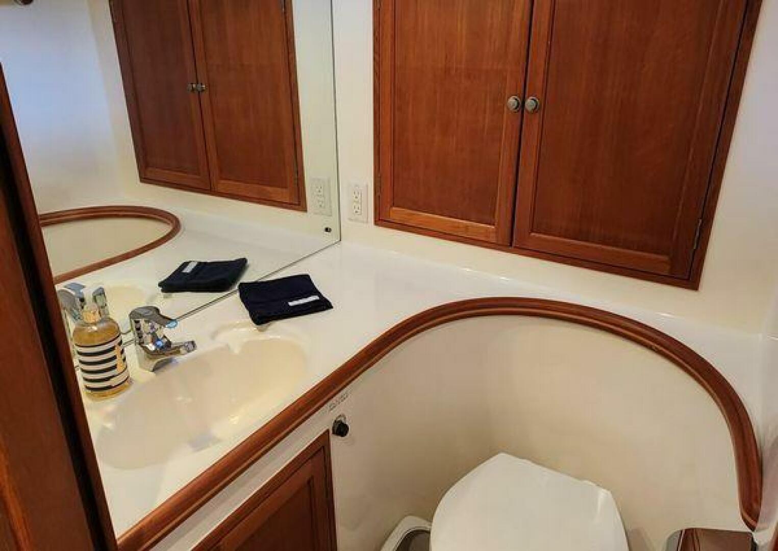 Salthouse Sovereign — Nauti Lady - Photo 21