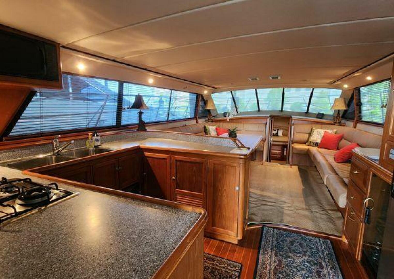 Salthouse Sovereign — Nauti Lady - Photo 4