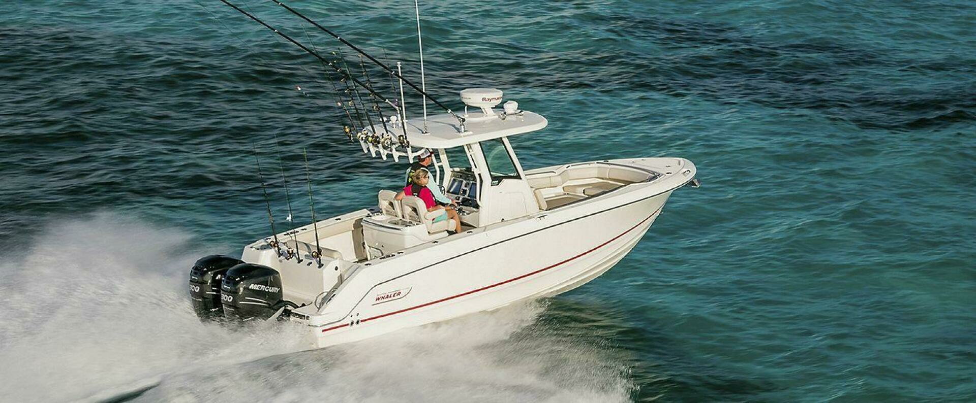 33' Boston Whaler 2018 For Sale