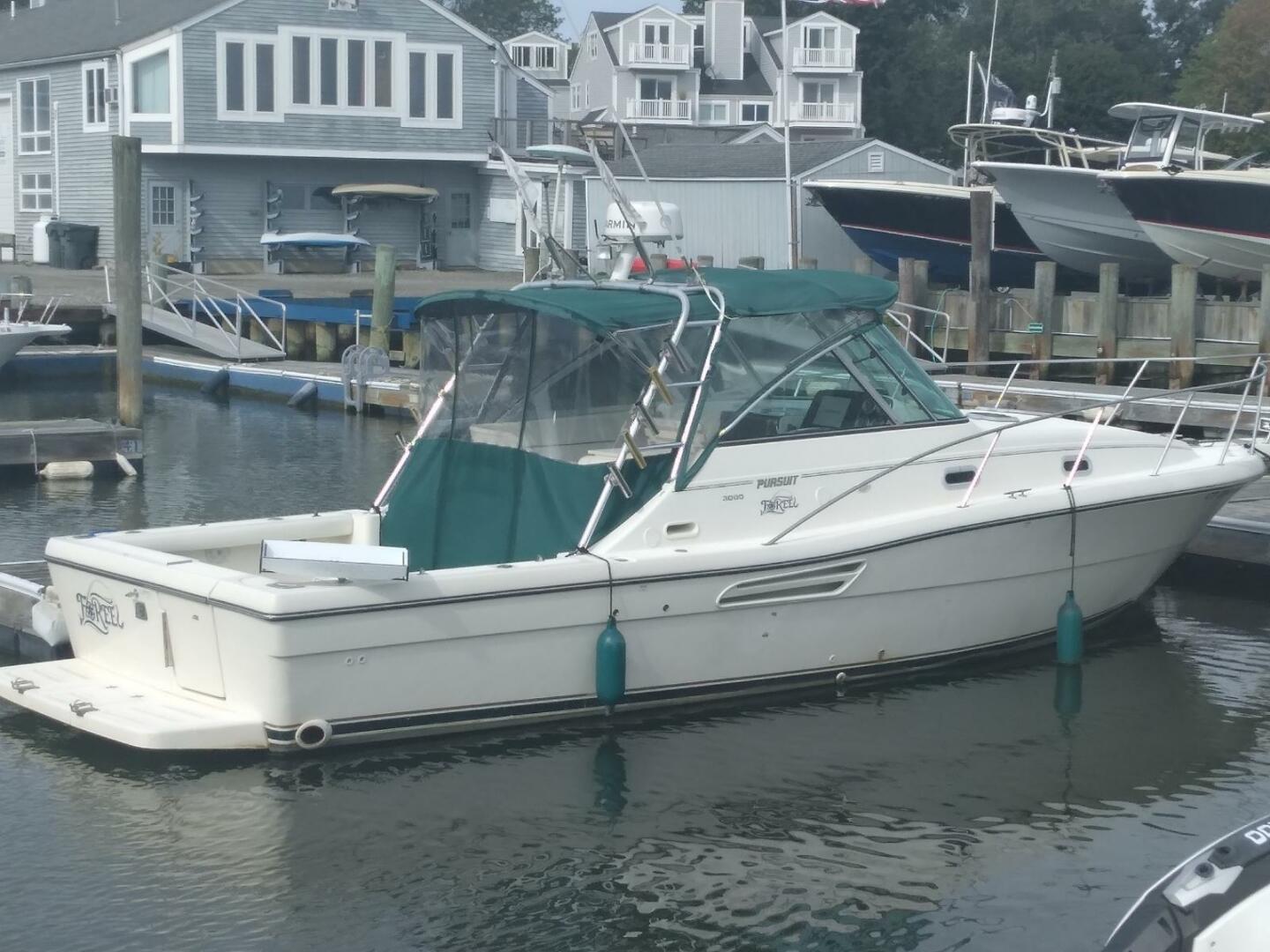 FO REEL 30ft Pursuit Yacht For Sale