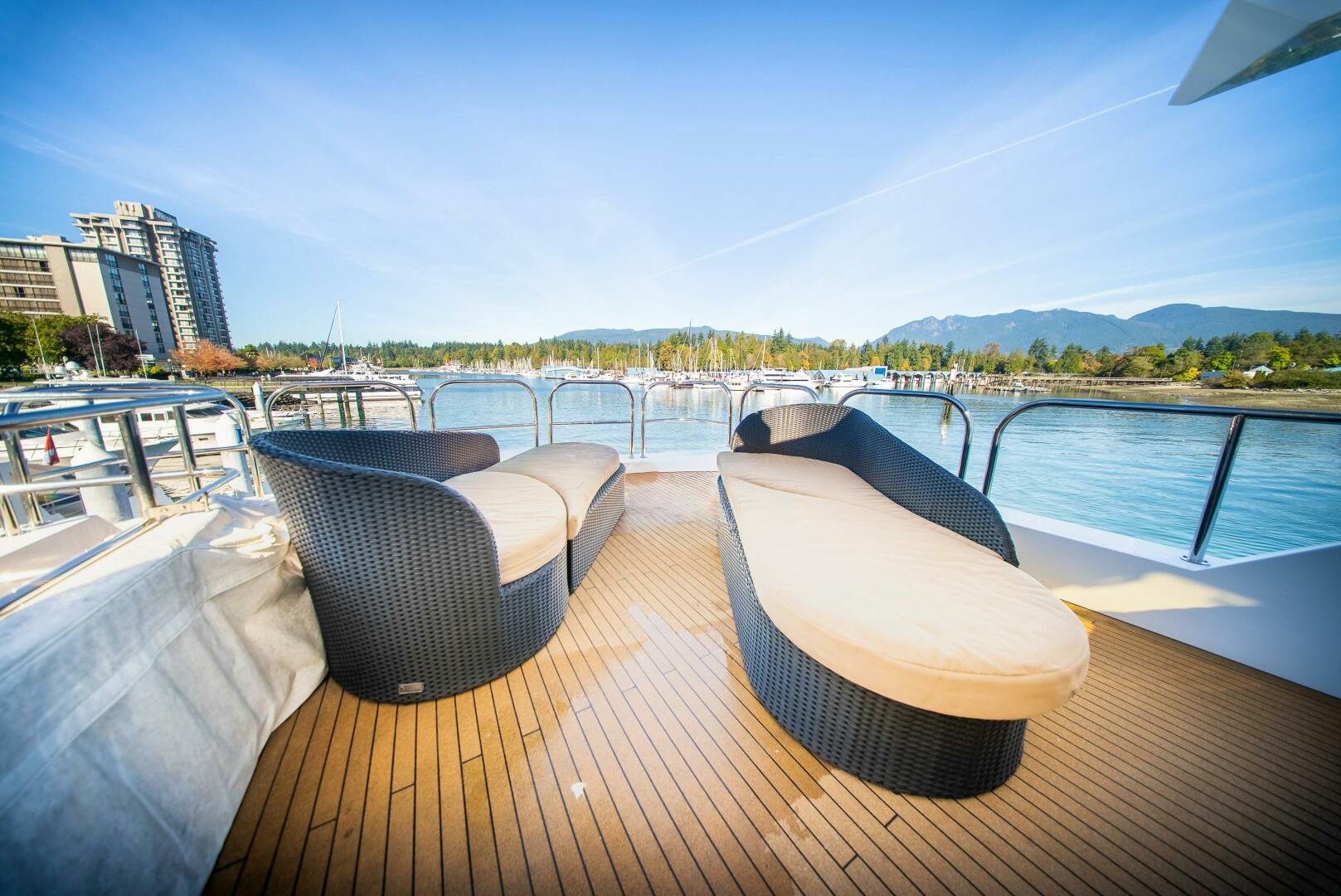 1992 Crescent Custom Yachts Custom