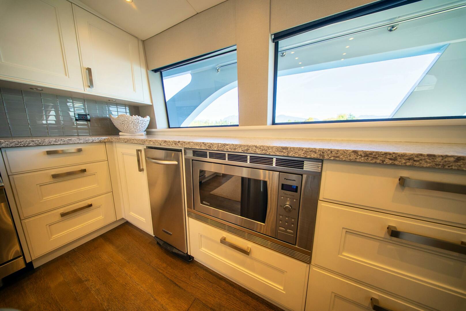 1992 Crescent Custom Yachts Custom