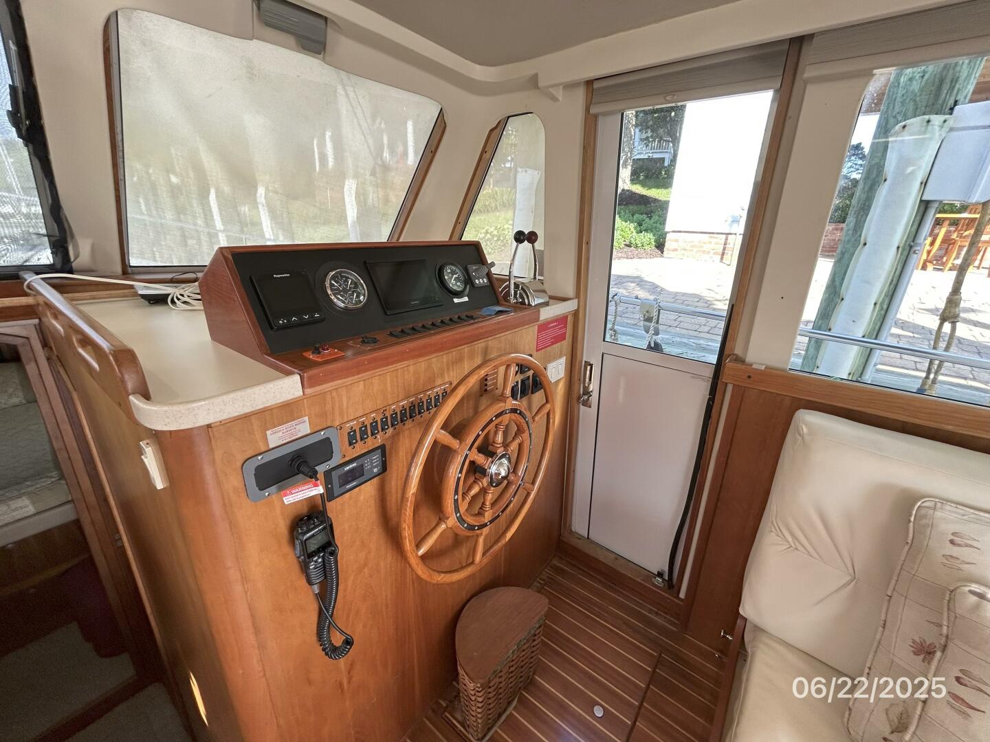 Yinzer 39ft Mainship Yacht For Sale