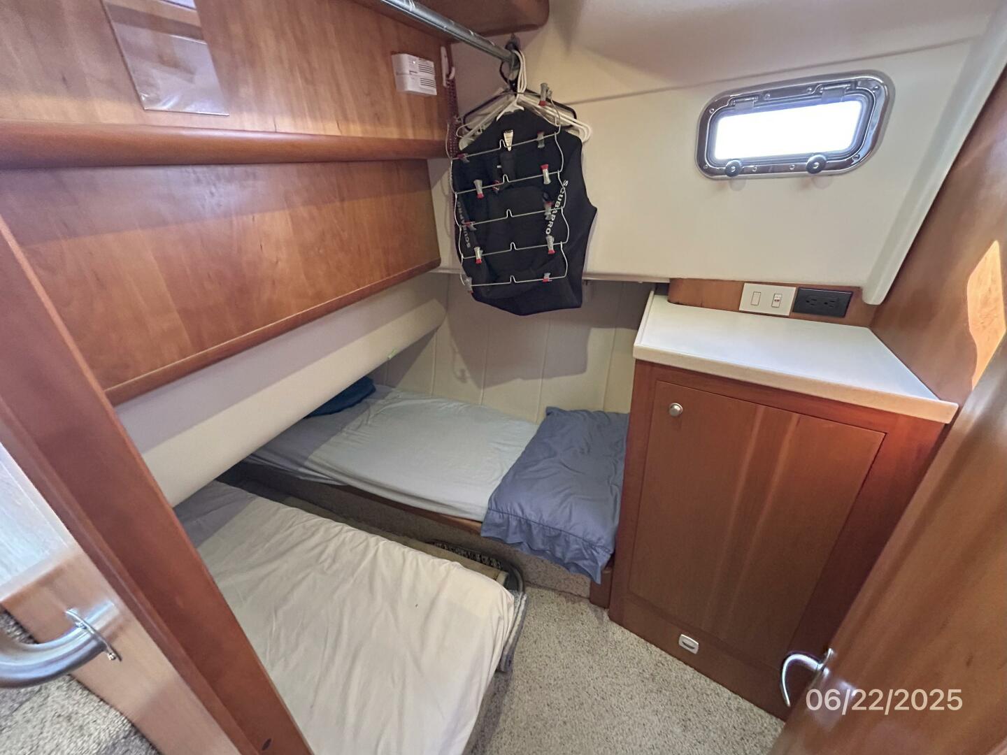 Yinzer 39ft Mainship Yacht For Sale