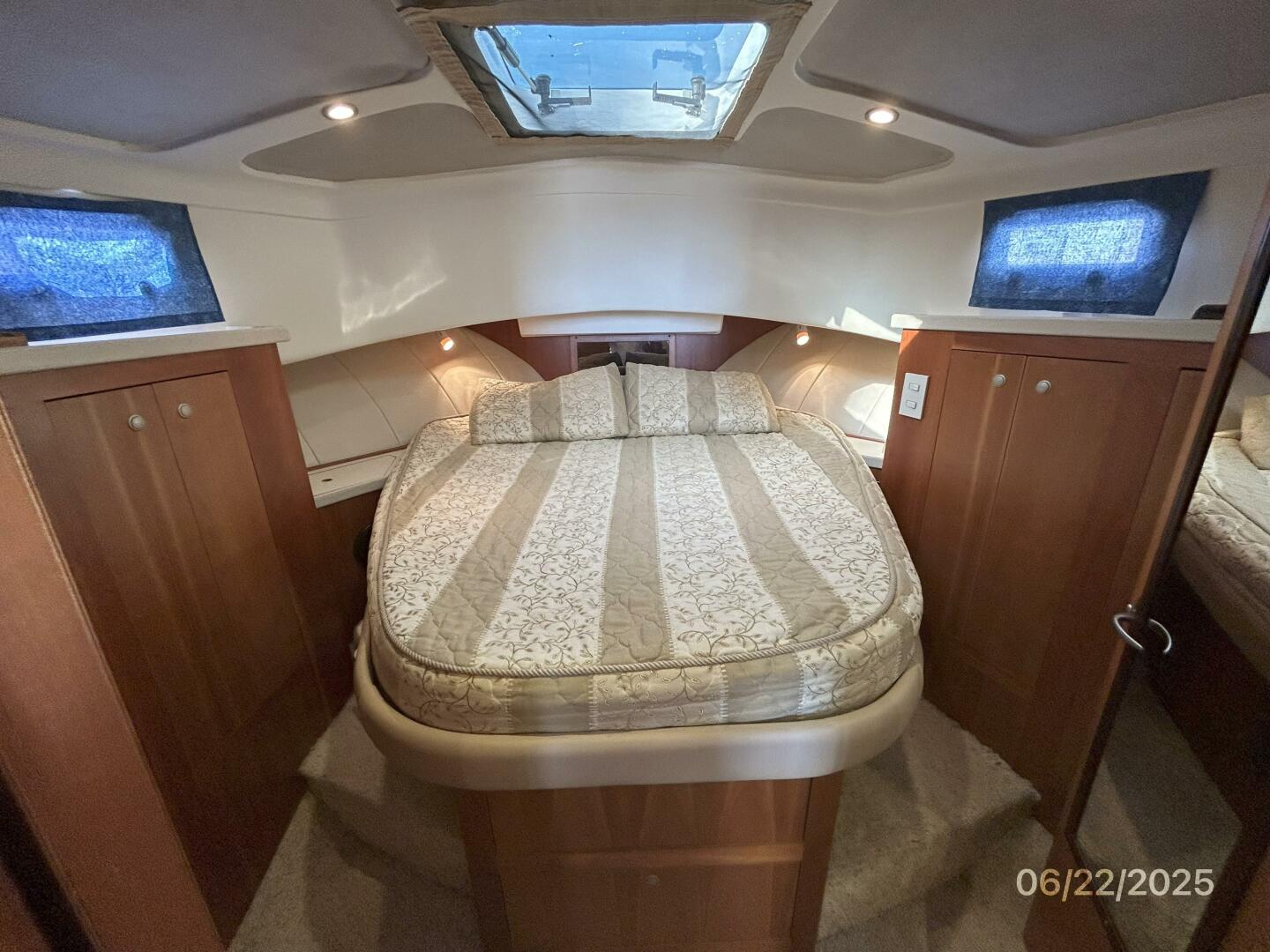 Yinzer 39ft Mainship Yacht For Sale
