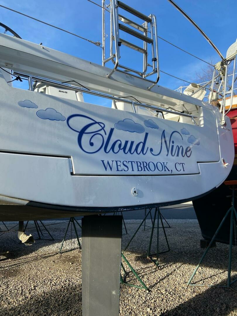 Cloud Nine 41ft Beneteau Yacht For Sale Cloud Nine 41ft Beneteau Yacht For Sale
