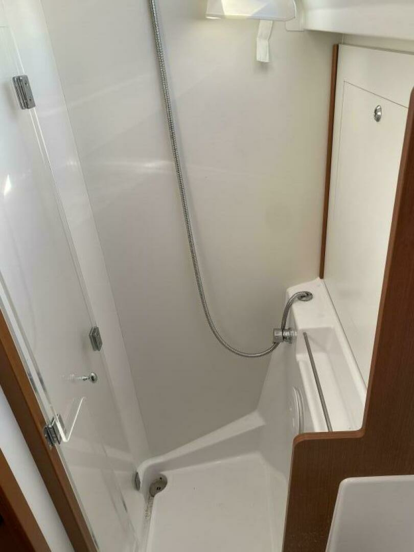 Cloud Nine 41ft Beneteau Yacht For Sale Cloud Nine 41ft Beneteau Yacht For Sale