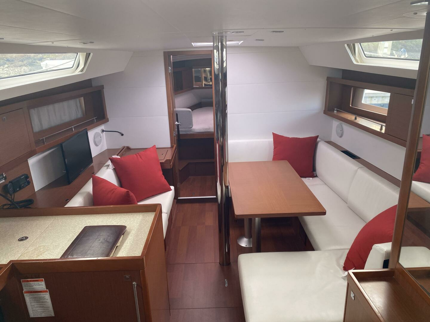 Cloud Nine 41ft Beneteau Yacht For Sale Cloud Nine 41ft Beneteau Yacht For Sale
