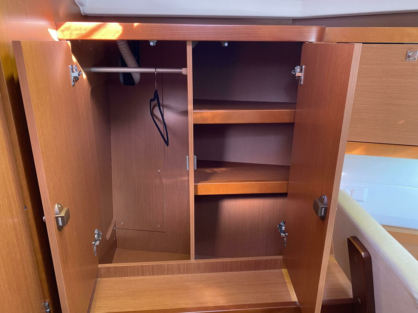 Cloud Nine 41ft Beneteau Yacht For Sale Cloud Nine 41ft Beneteau Yacht For Sale