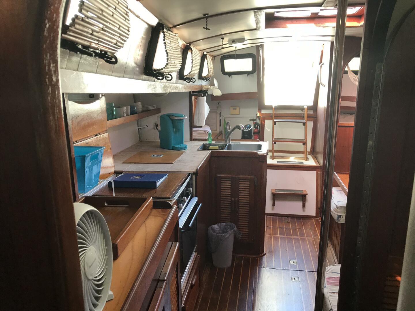 Karana 39ft Horizon Yacht For Sale