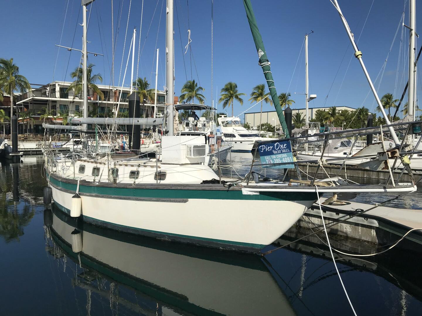 Karana 39ft Horizon Yacht For Sale
