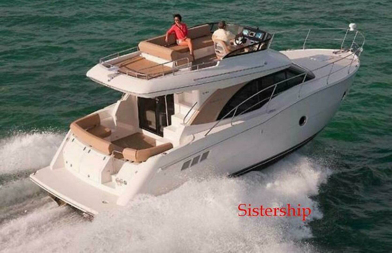 Carver 34 Flybridge Command Bridge — Duke