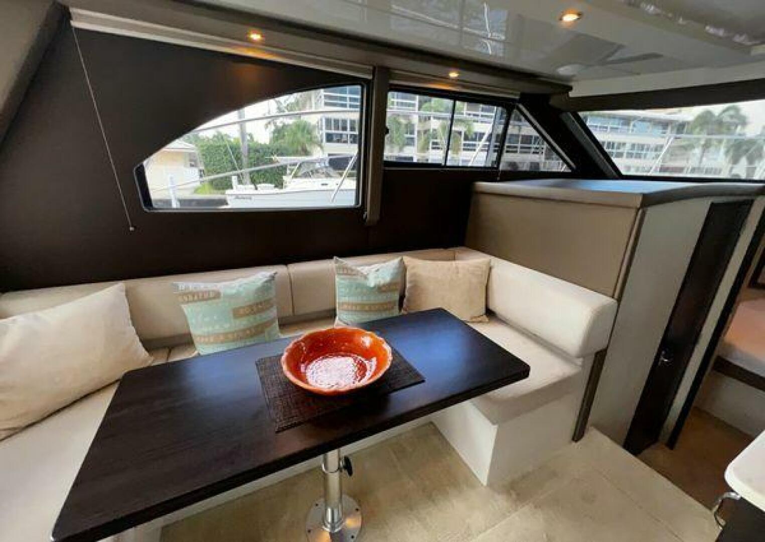 Carver 34 Flybridge Command Bridge — Duke - Photo 22
