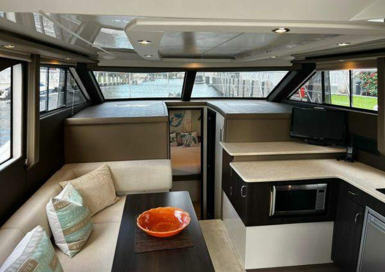 Carver 34 Flybridge Command Bridge — Duke - Photo 21